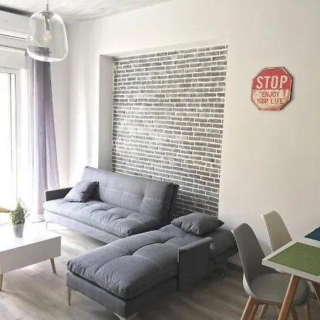 Pegasus Amazing Flat, 1,5min Walk To The Lodge