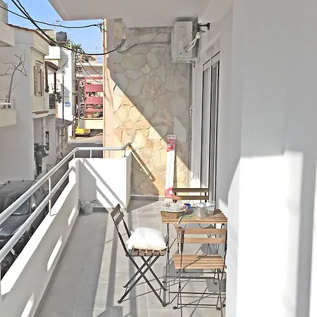 山林小屋 Pegasus Amazing Flat, 1,5min Walk To The 干尼亞