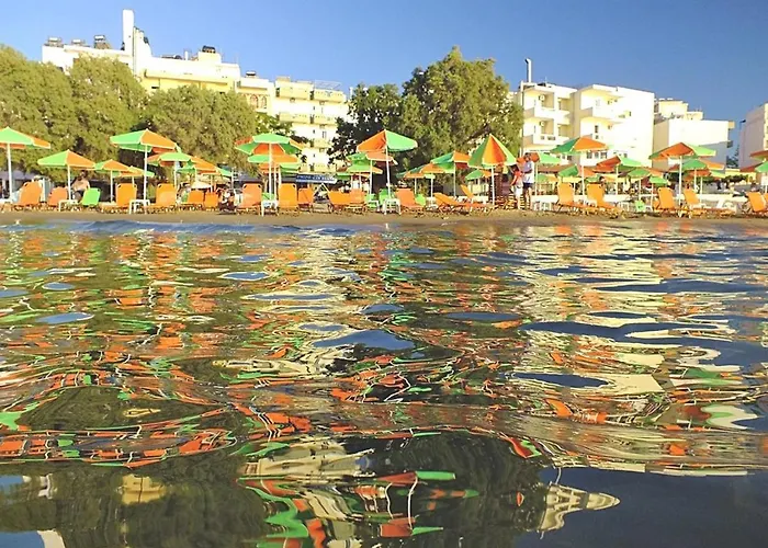 Pegasus Amazing Flat, 1,5min Walk To The ロッジ ハニア